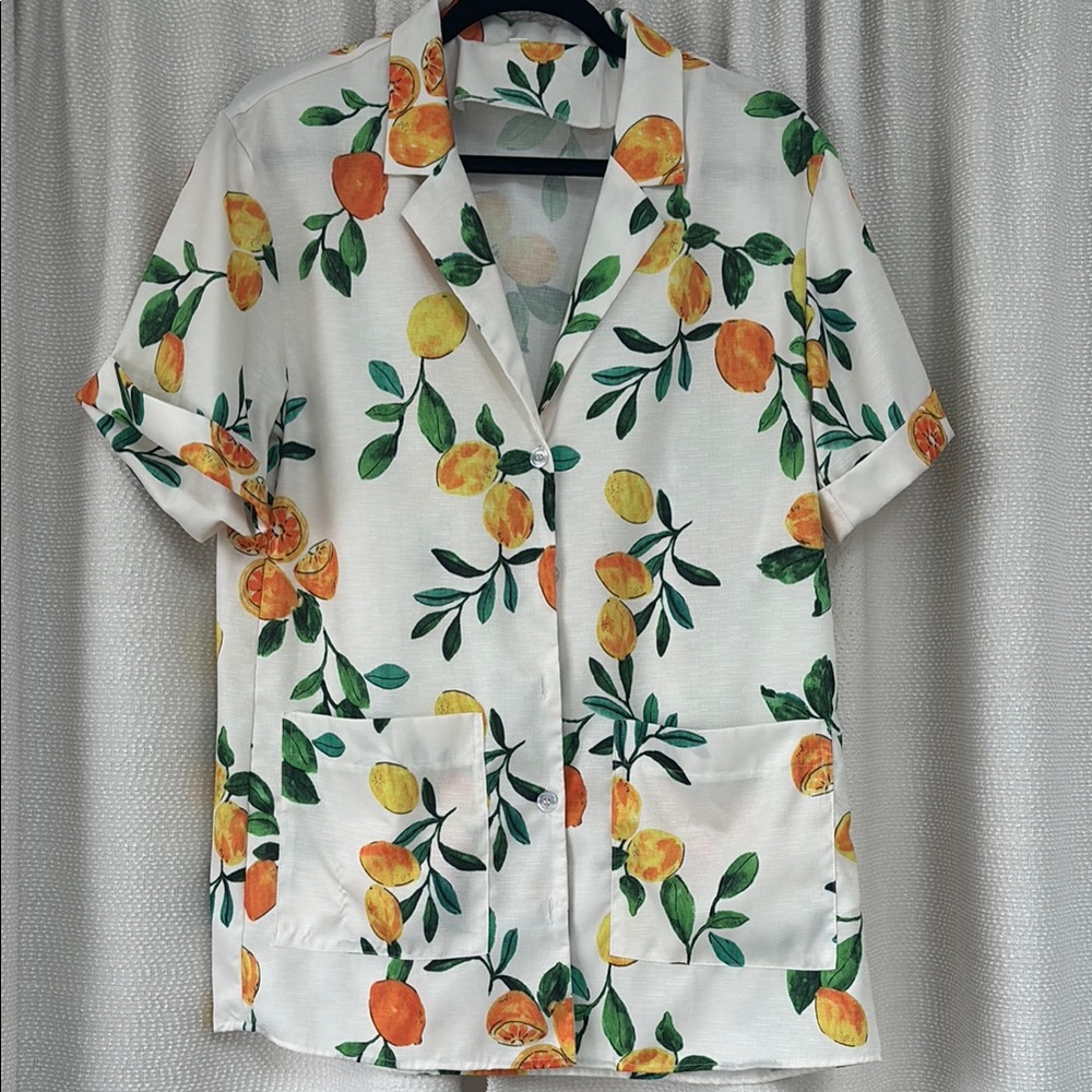 Women’s XS Short Sleeve Shirt with Fruit Print OVERSIZED